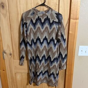 Tacera Gray and Tan Medium Dress